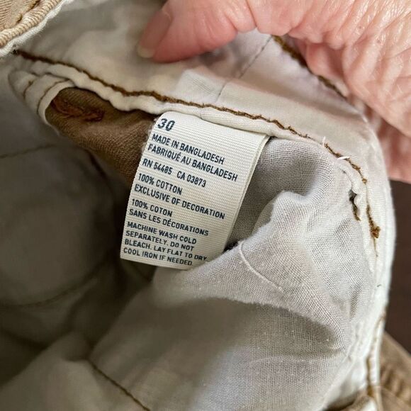 American Eagle Khaki Tan Flat Front Shorts 30 x 9.25” - Picture 8 of 8